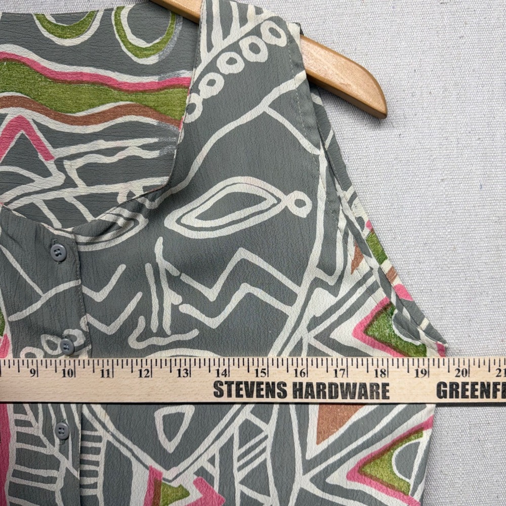 VTG Tribal Mask Print Rayon Shift Dress Grey Pink Sleeveless Button Down NWT M‎ - Picture 8 of 12